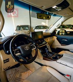 تويوتا لاندكروزر